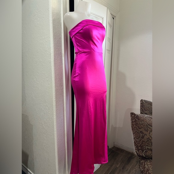 Midnight Doll Strapless Pink Dress. Size 7 juniors from
Dillards evening dress - Picture 8 of 12
